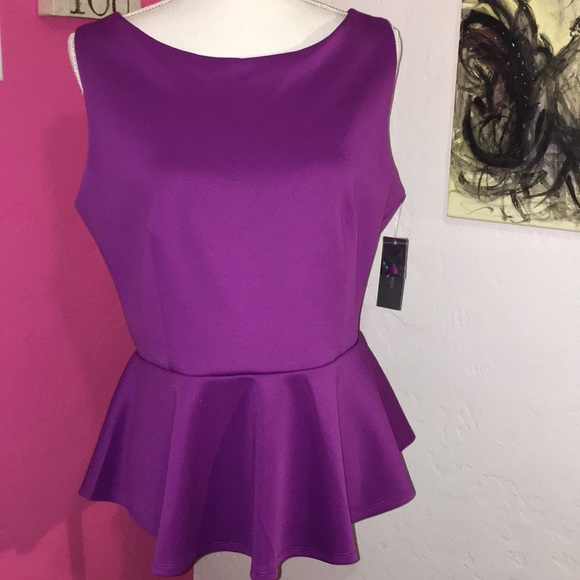 Bisou Bisou Tops - NWT Bisou Bisou Peplum Top